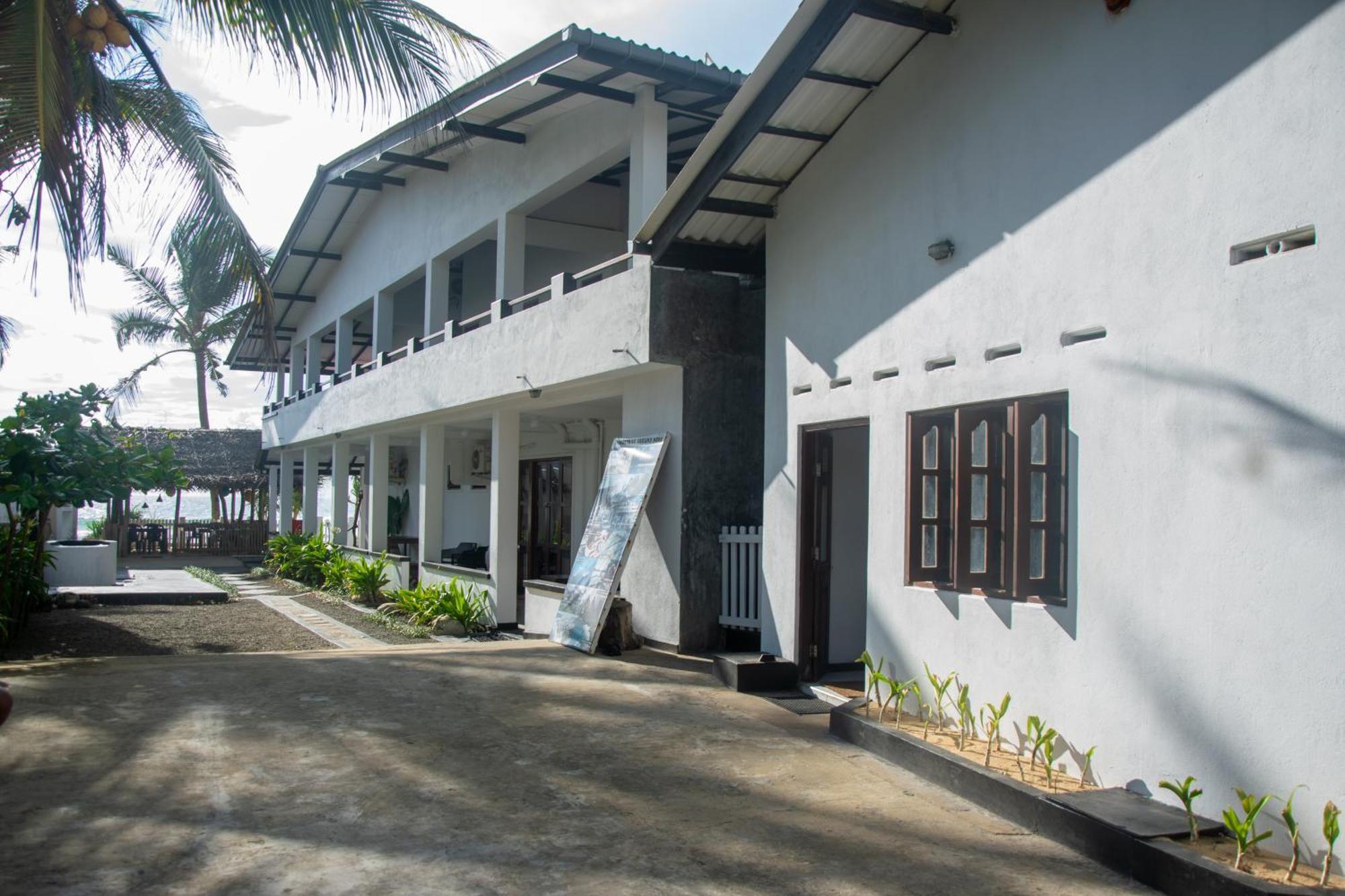 히카두와 Sailors' Bay B&B 외부 사진