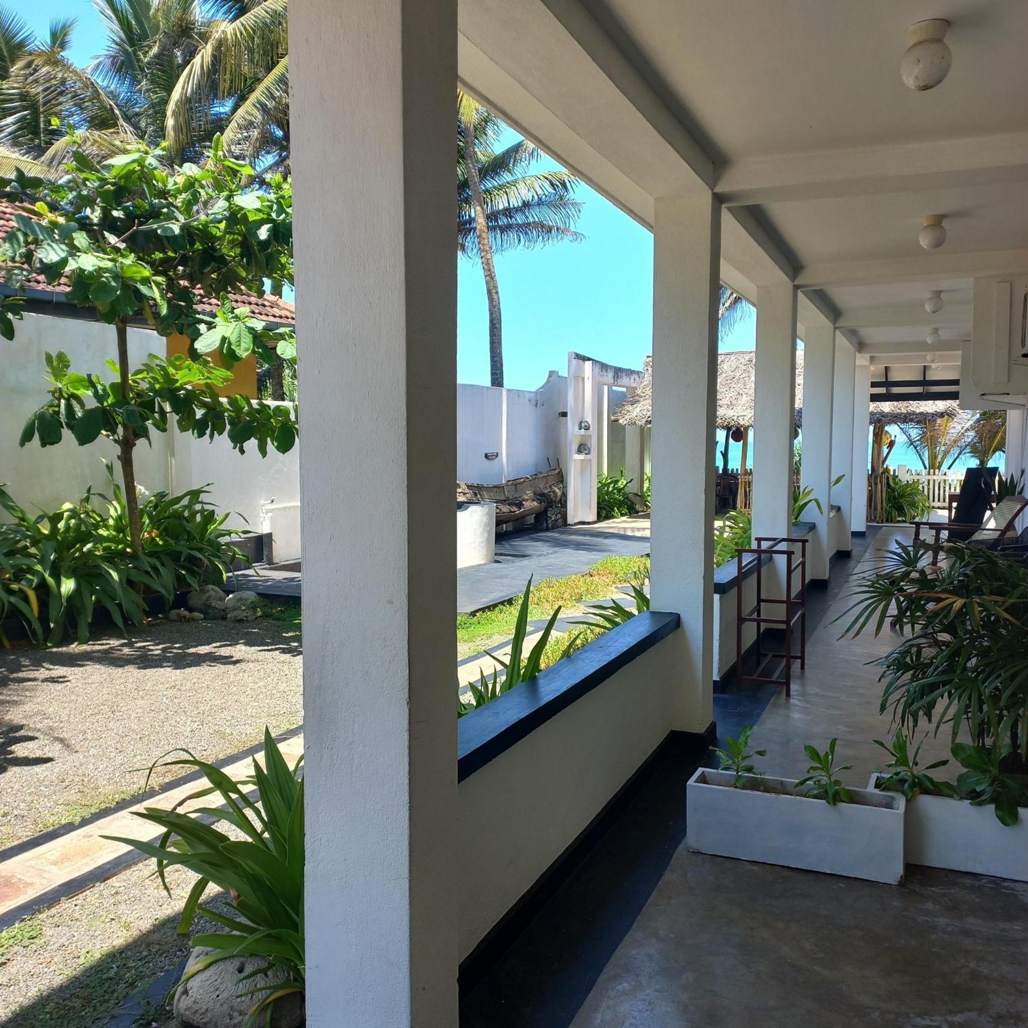 히카두와 Sailors' Bay B&B 외부 사진