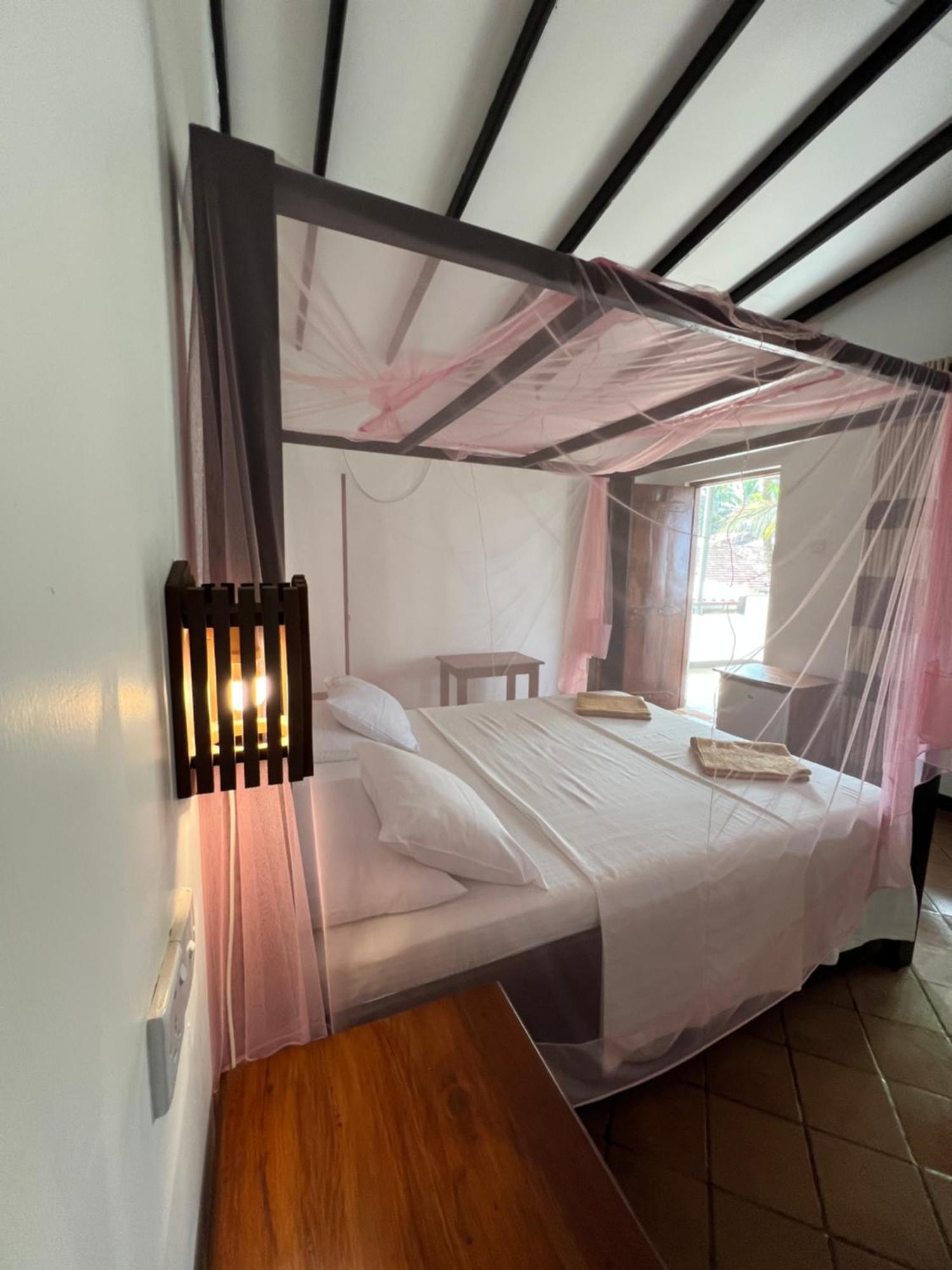 히카두와 Sailors' Bay B&B 외부 사진