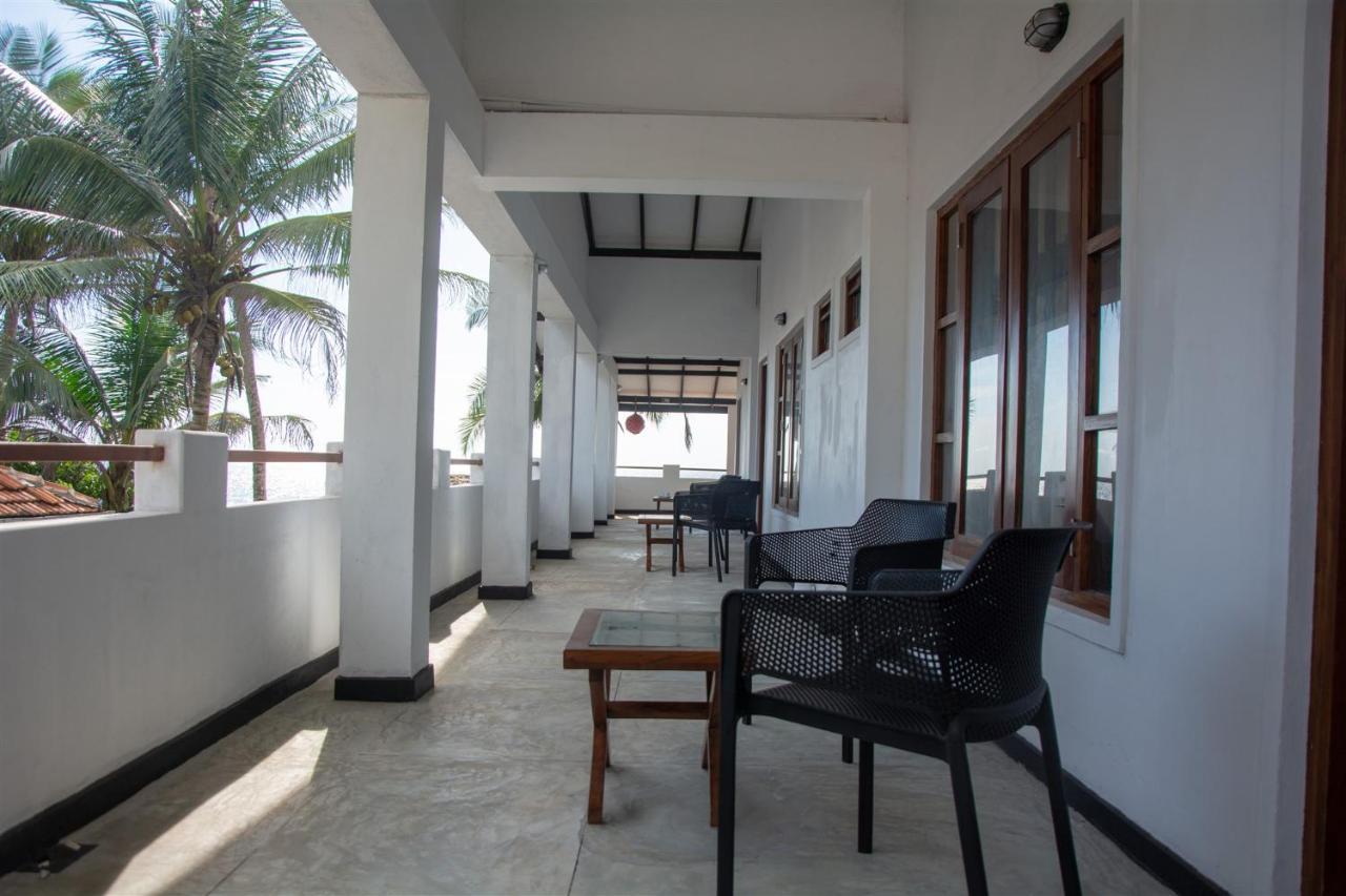 히카두와 Sailors' Bay B&B 외부 사진